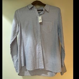 GAP blue and white striped button up